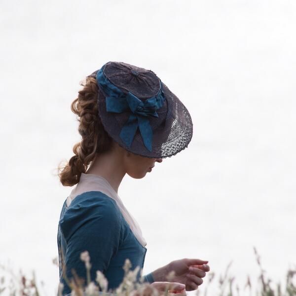 Elizabeth Poldark (Heida Reed) bonnet trimmed with Papilionaceous ribbon.