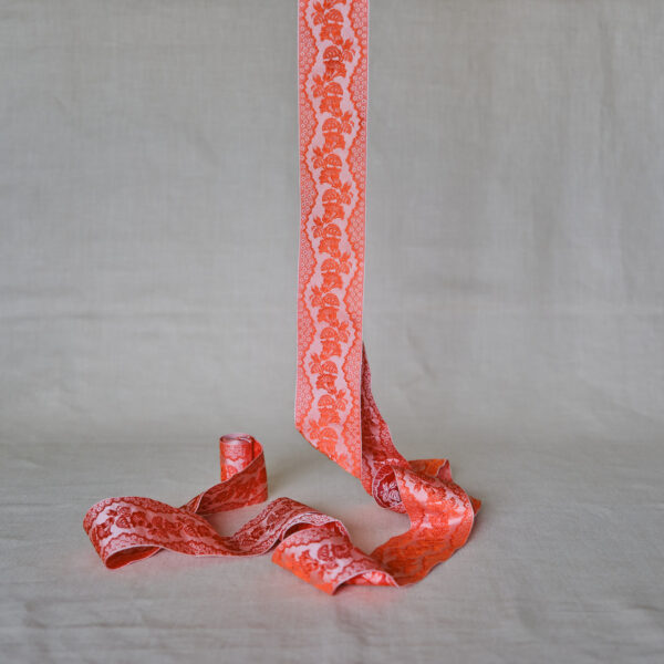 Single Sash Weight Ribbon Ross W06