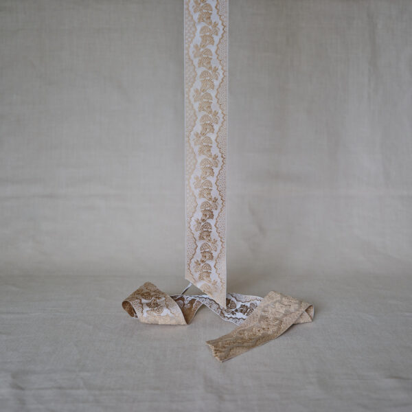 Single Sash Weight Ribbon Ross W02