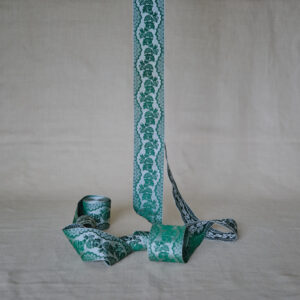 Single Sash Weight Ribbon Ross W04