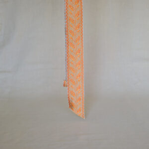 Sash Acorn w05
