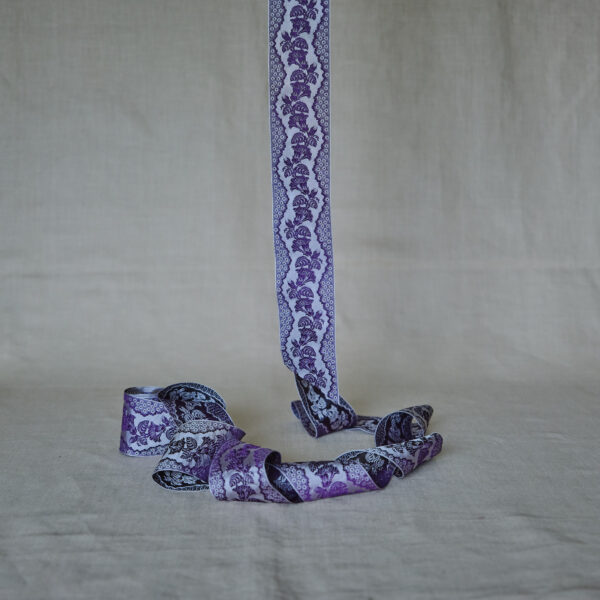 Single Sash Weight Ribbon Ross W03