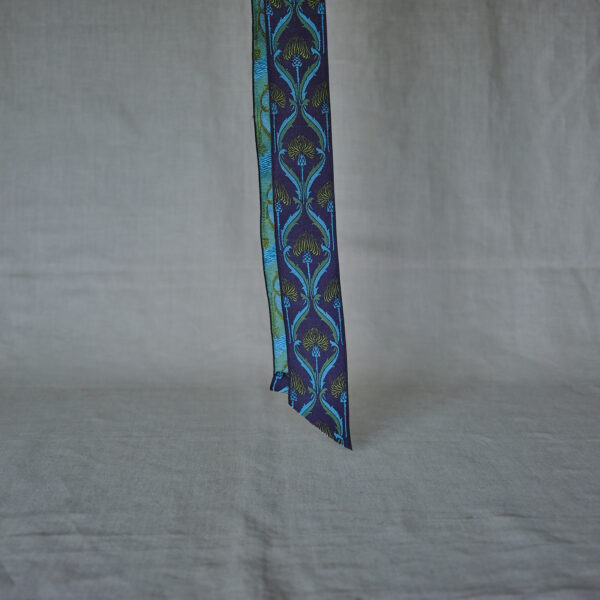 sash thistle 4105